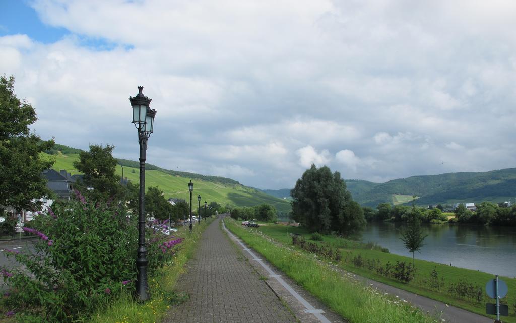 Готель Mosel - River - Quartier 31 Лізер Екстер'єр фото